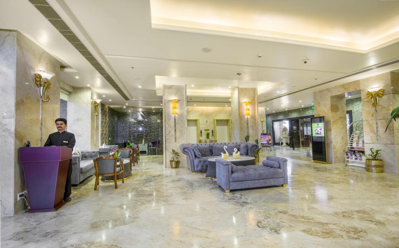 Clarion Inn Jaipur Kukas Exterior photo
