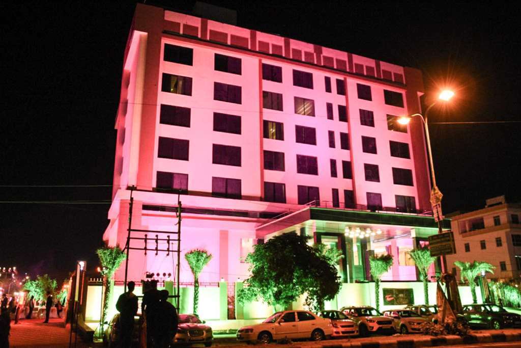 Clarion Inn Jaipur Kukas Exterior photo